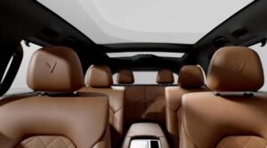 Exploring the Advantages of Owning a 5 Seater Car vs. a Larger Vehicle