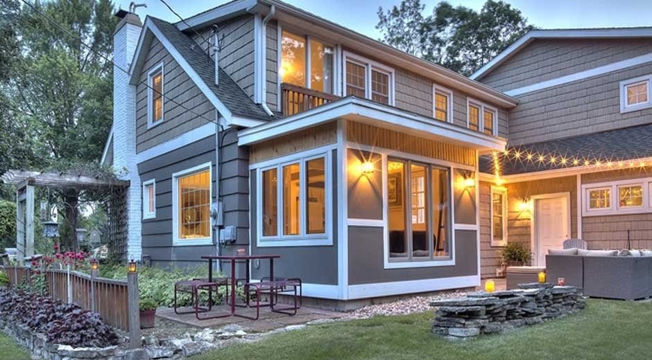 How-to-Choose-the-Right-Materials-for-Your-Exterior-House-Remodel