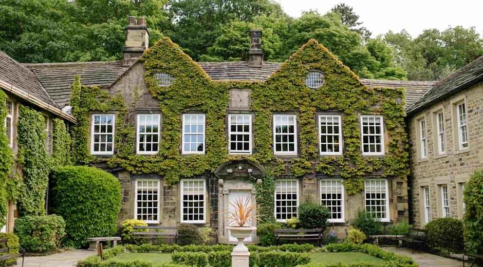 Questions to Ask at Your Wedding Venue Consultation