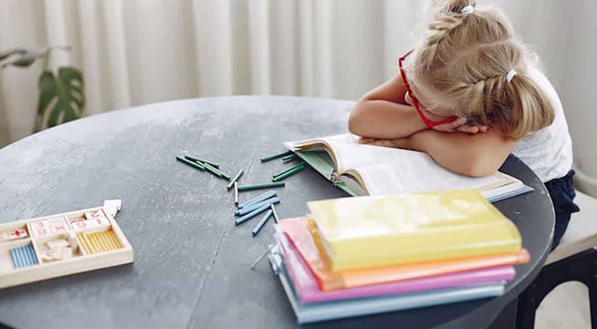 Recognizing-Attention-Disorders-and-Exploring-Support-Strategies