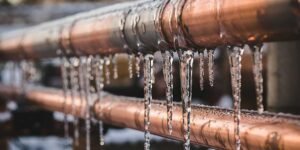 Winter Water and Pipe Protection: Practical Heating Solutions for Cold-Weather Living Winter-Water-and-Pipe-Protection-Practical-Heating-Solutions-for-Cold-Weather-Living