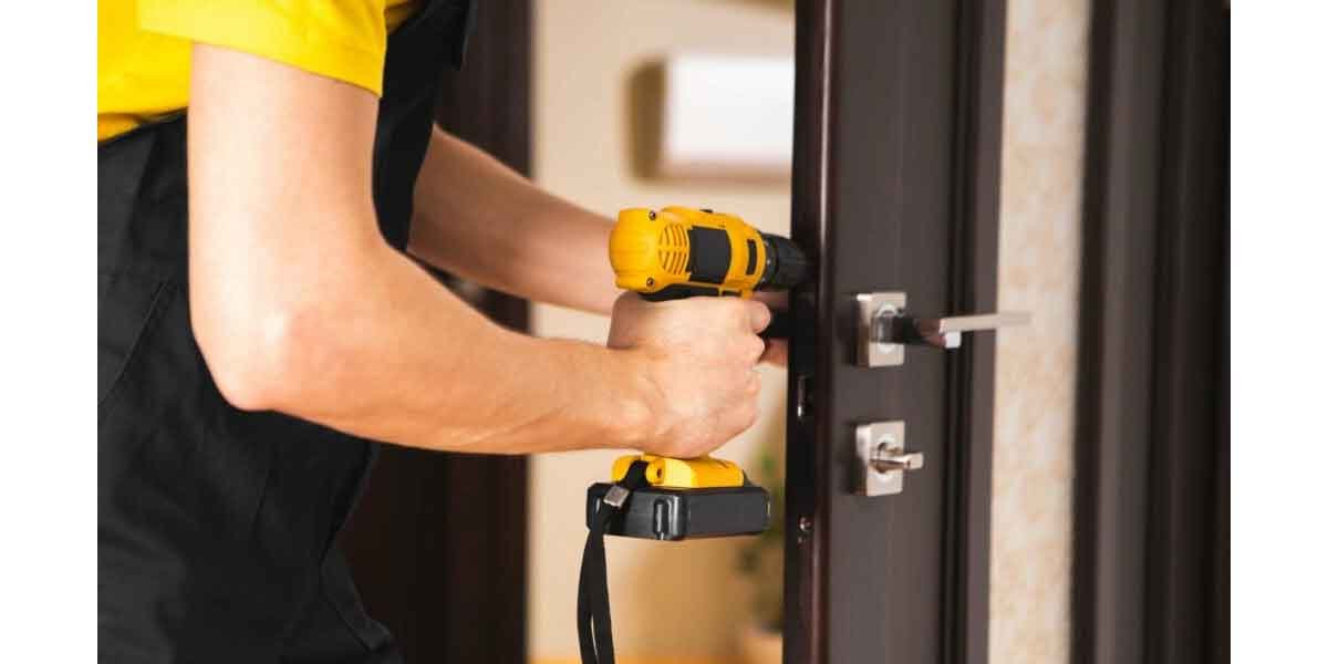 The Benefits of Professional Help in Door Replacement